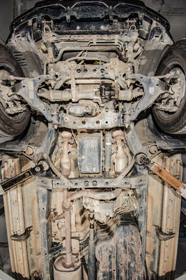 Toyota LC200 Моторная крышка Скид-пластинки с весом 5-8 кг/комплект и индивидуальным дизайном