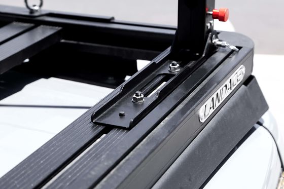 Универсальные 4x4 внедорожные аксессуары крыша стойка монтаж флагшток кронштейн механический стиль