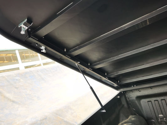 HILUX VIII N1 Твердо сдвигаемая крышка для грузовиков