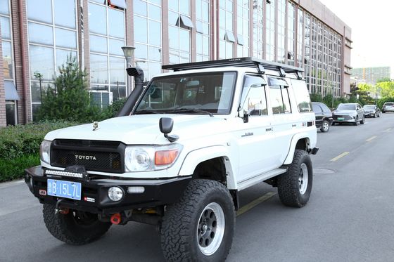 Toyota Lc 76 4x4 Автомобильные аксессуары Плоские крышечные стойки с силовым покрытием и алюминиевым