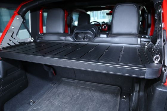 Внутренняя стойка для Jeep Wrangler Заднее грузовое отделение в черном OEM принято